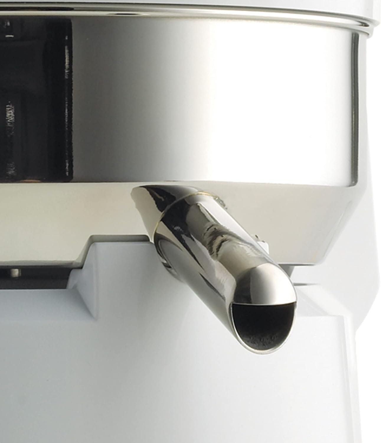 Omega Centrifugal Juicer High Speed Pulp Ejection Juice Extractor 1/3 HP Juices Vegetables Citrus and Fruits at 3500 RPM Surgical Stainless Steel Parts and Blade, 250-Watts, White - Image 4