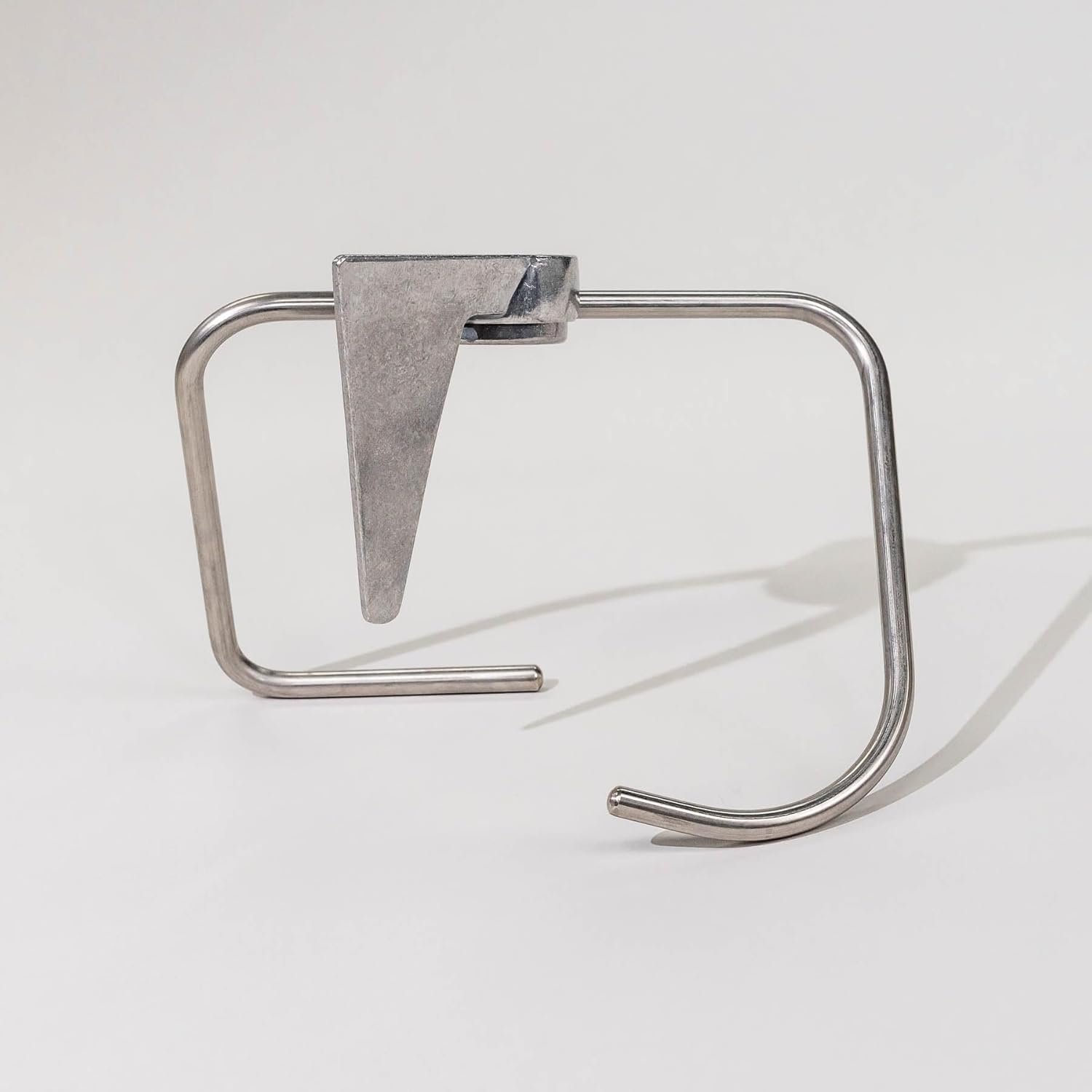 Bosch Universal Plus Stand Mixer 500 Watt, 6.5 Quarts with Wire Whips, Dough Hook & NutriMill Dough Hook Extender Bundle - Image 7