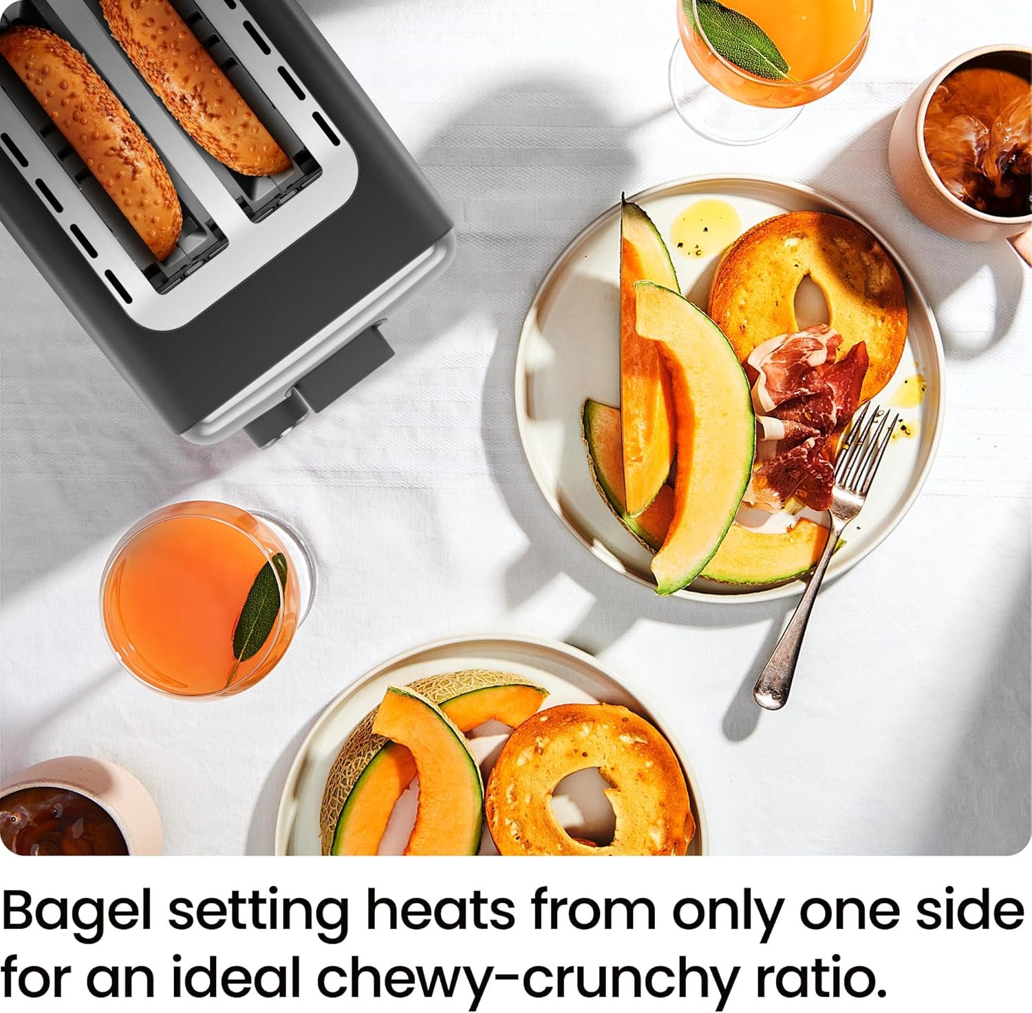 Chefman 2 Slice Toaster, 7 Shade Settings, Removable Crumb Tray, Thick Bread and Bagel Toaster with Defrost and Cancel Buttons – Black - Image 4